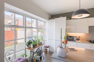 Photo 27- click for photo gallery